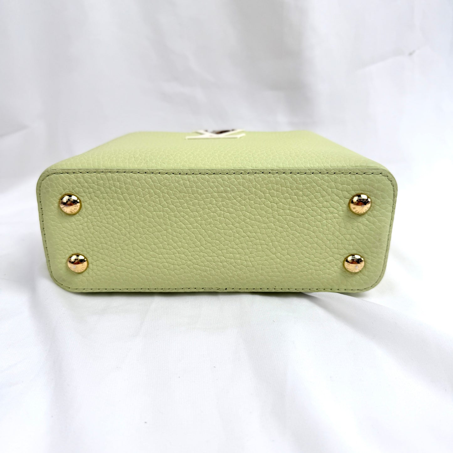 Louis Vuitton Mini Capucines, Light Green Taurillon Leather, Gold-tone LV Turnlock Hardware
