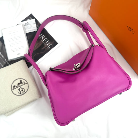 Hermès Lindy 26 in Rose Pourpre Swift Leather, Palladium Hardware, C Stamp