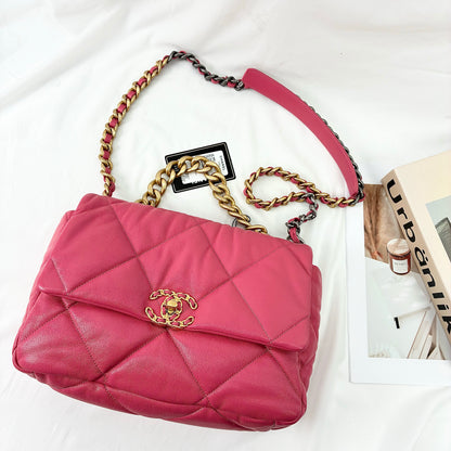 Chanel Medium 19 Flap Bag, Pink Shimmer Lambskin, Two-Tone Gold & Ruthenium Mixed Hardware（20C Collection）