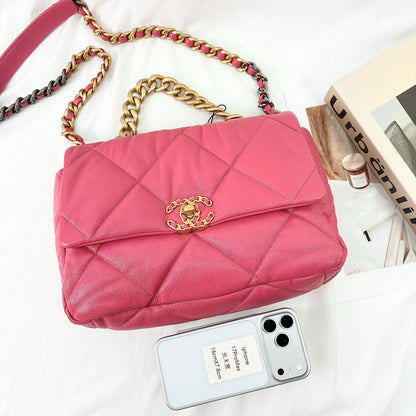 Chanel Medium 19 Flap Bag, Pink Shimmer Lambskin, Two-Tone Gold & Ruthenium Mixed Hardware（20C Collection）