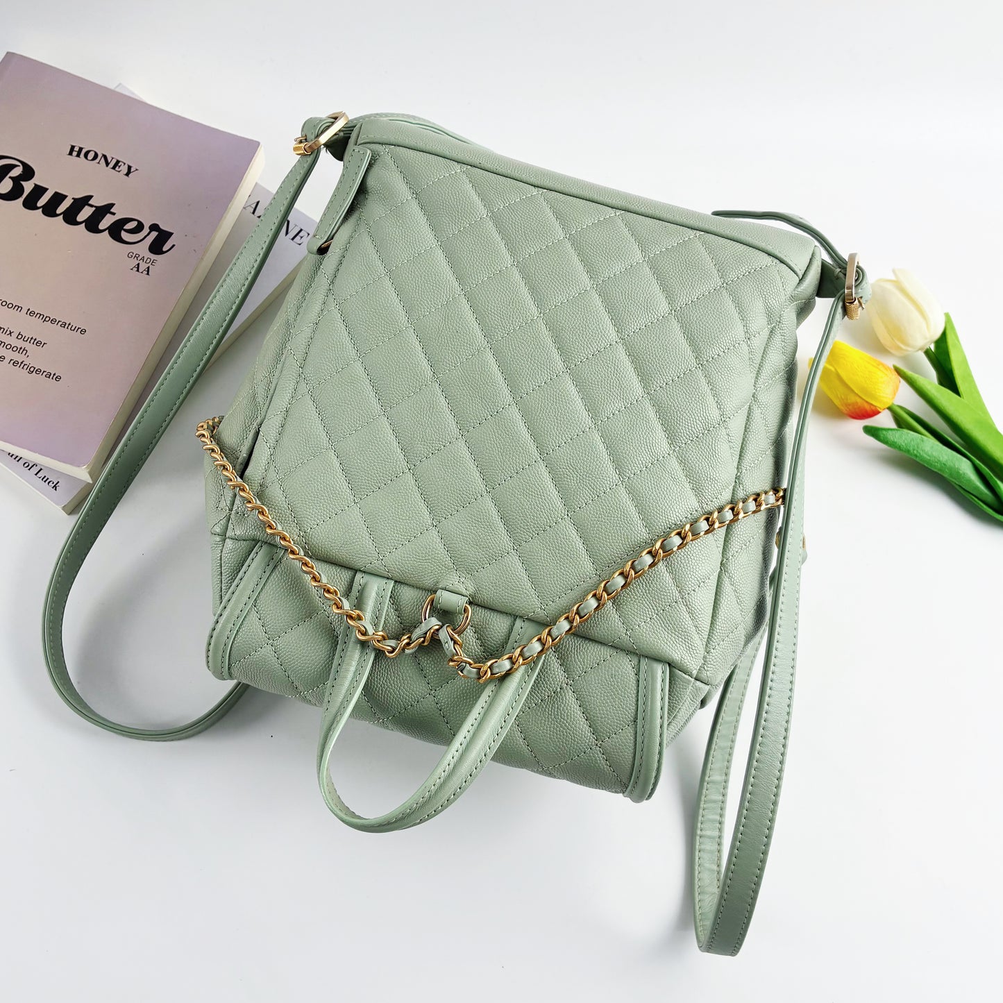 CHANEL CC Filigree Quilted Caviar Leather Drawstring Backpack（Light Green, Gold-Tone Hardware）