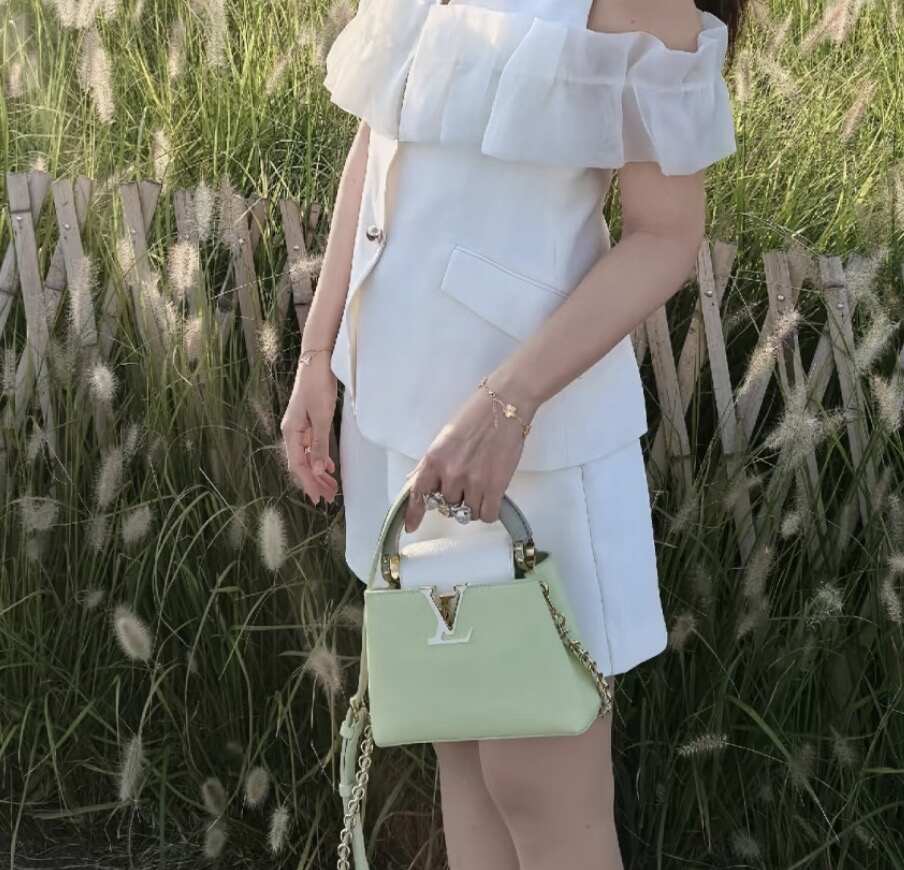 Louis Vuitton Mini Capucines, Light Green Taurillon Leather, Gold-tone LV Turnlock Hardware