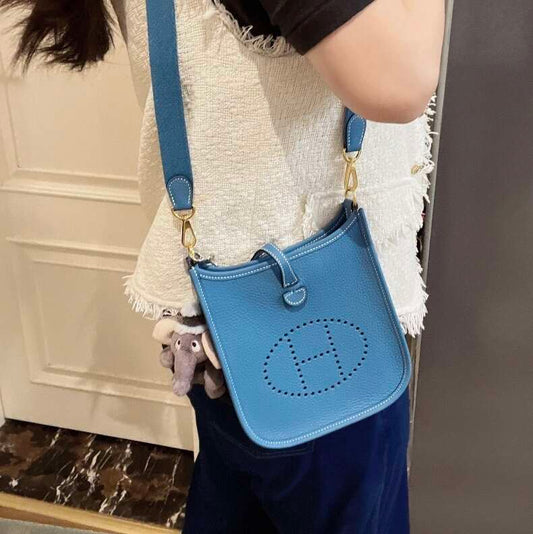 Hermès Evelyne 16, Bleu Jean Taurillon Clemence Leather, Gold Hardware, B Stamp